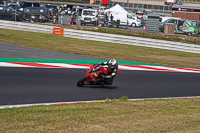 brands-hatch-photographs;brands-no-limits-trackday;cadwell-trackday-photographs;enduro-digital-images;event-digital-images;eventdigitalimages;no-limits-trackdays;peter-wileman-photography;racing-digital-images;trackday-digital-images;trackday-photos